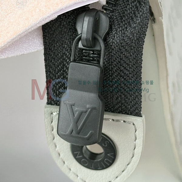 ̺ Ʈ  Ŭġ M61692-201