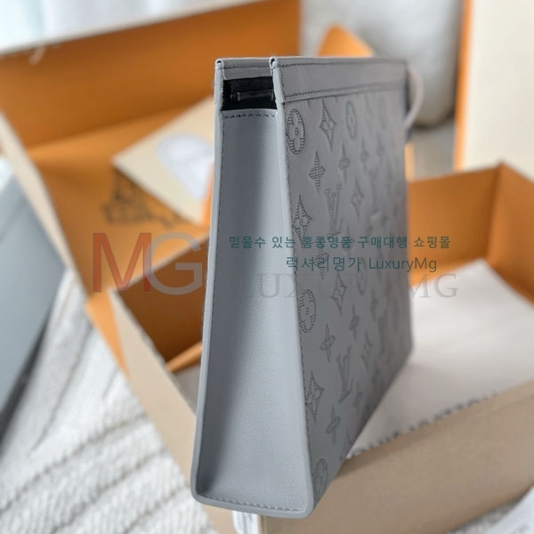 ̺ Ʈ  Ŭġ M61692-202