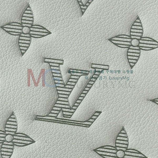 ̺ Ʈ  Ŀġ M81570-302