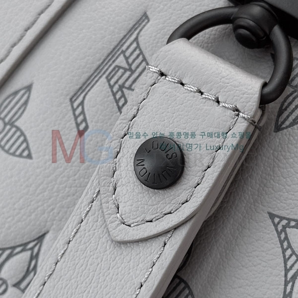 ̺ Ʈ  Ŀġ M81570-303