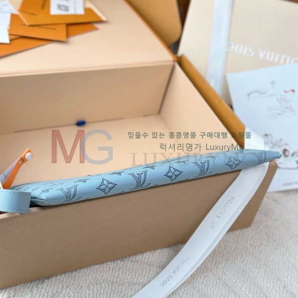 ̺ Ʈ  Ŀġ M81570-304