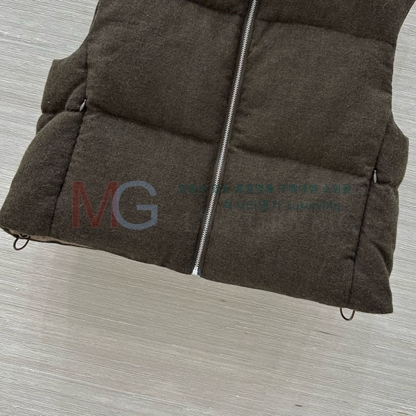  η** ٿ е  LP234503-7