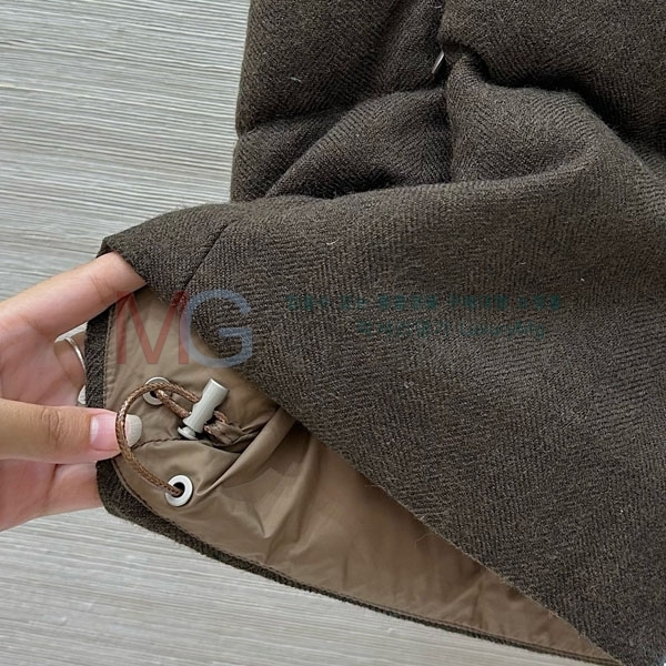  η** ٿ е  LP234503-7