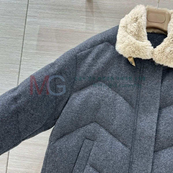  η** ٿ е LP234503-3