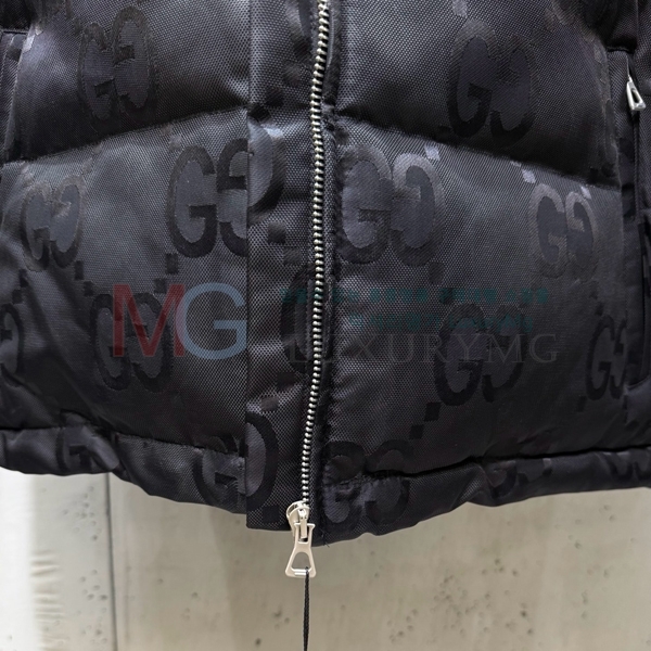   ٿ е GU823817-1