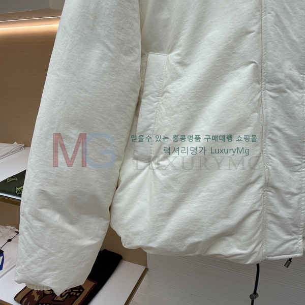  ο ٿ е LW1386051-1