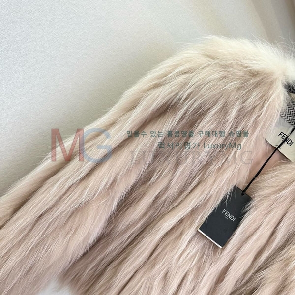   þ   FEND234507-2