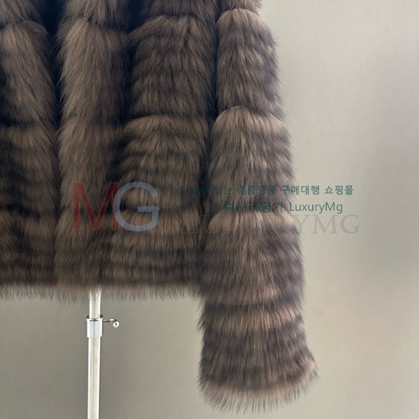   þ   DO8234077-13