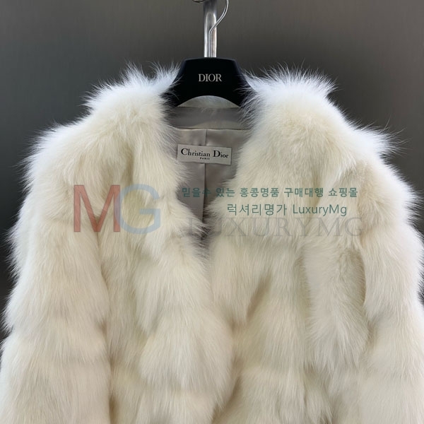   þ   DO8234077-20