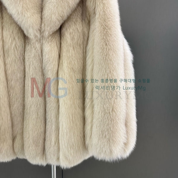   þ   DO8234077-25