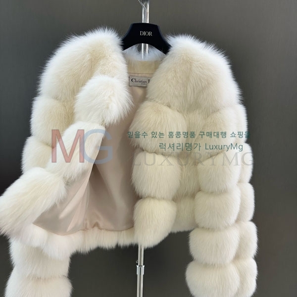   þ   DO8234077-28