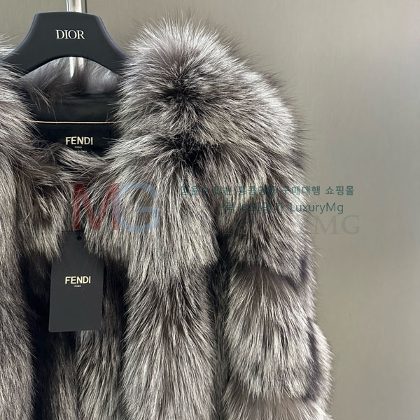   þ   FEND234008-8