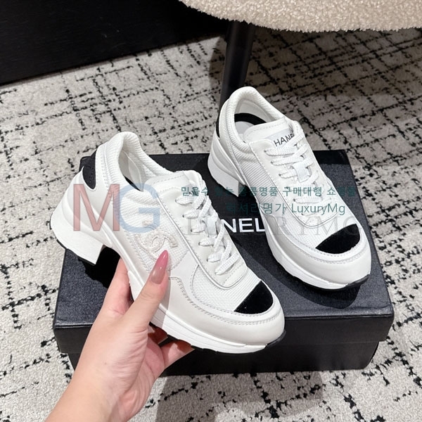  * ĳ־ Ŀ AT555033-5