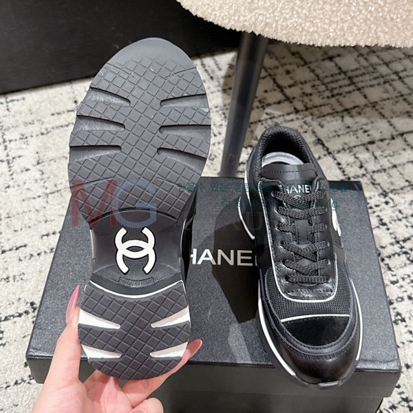  * ĳ־ Ŀ AT555033-4