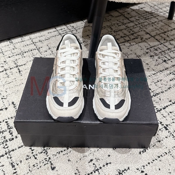  * ĳ־ Ŀ AT555036-3