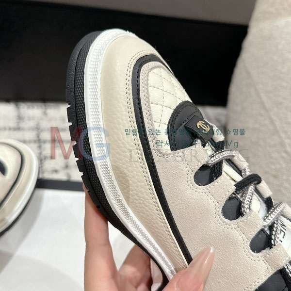  * ĳ־ Ŀ AT555037-1