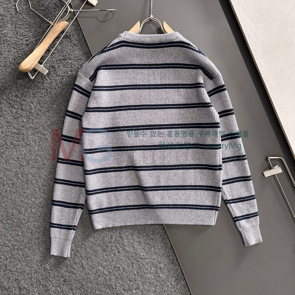 ���� �̿�̿� ������ MIU8716143