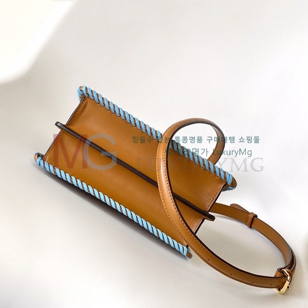  ī ̾ ڴ ̴ F0095001-3