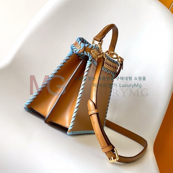  ī ̾ ڴ ̴ F0095001-1