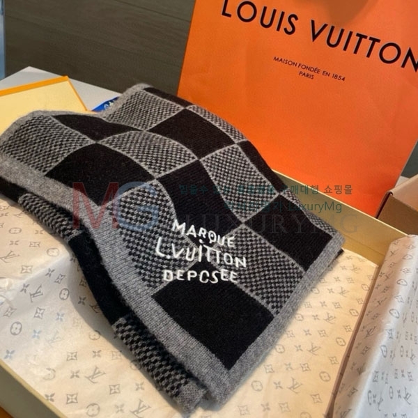 ̺ ÷/ī L82817370-2