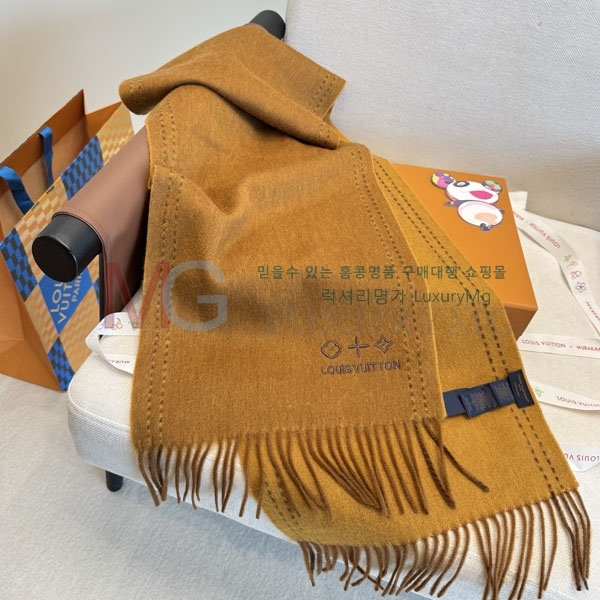 ̺ ÷/ī L82817371-3