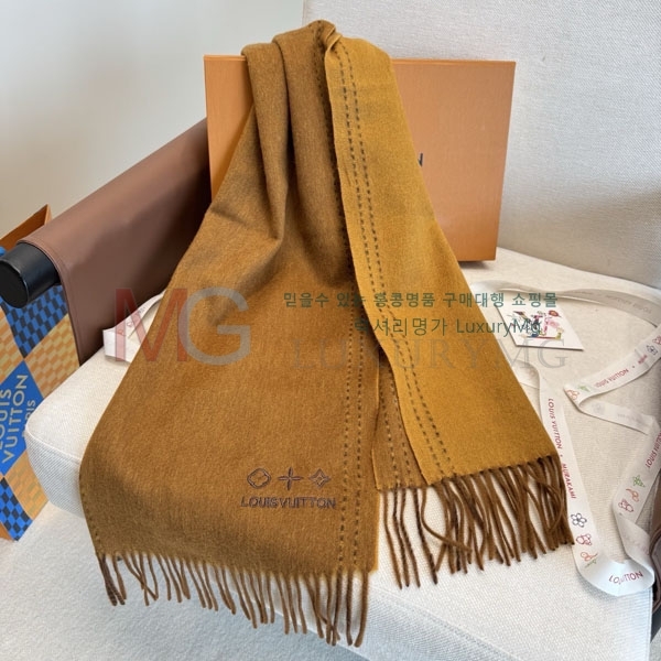 ̺ ÷/ī L82817371-3