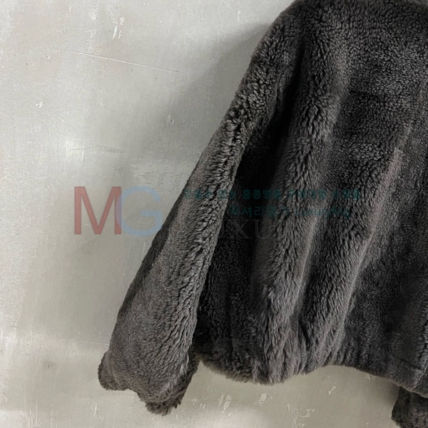  η**  þ   LP31055-17