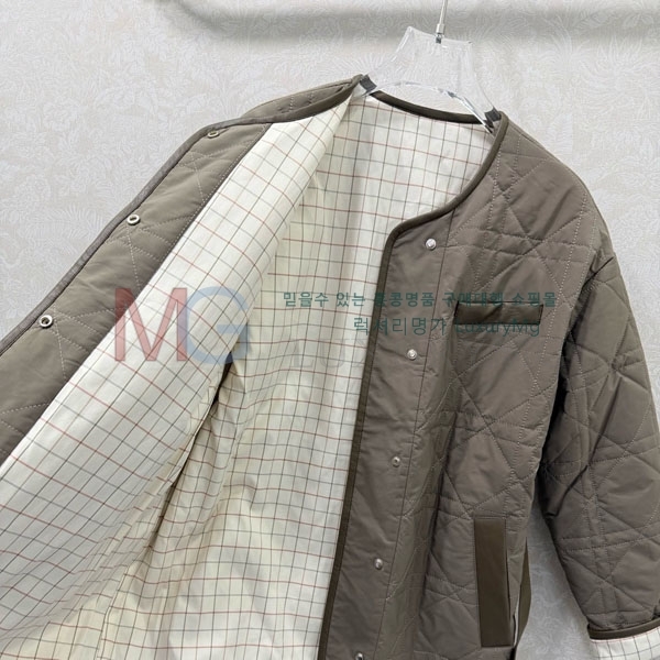 ���� �η�**�� �ٿ� �е� LP3154660-4