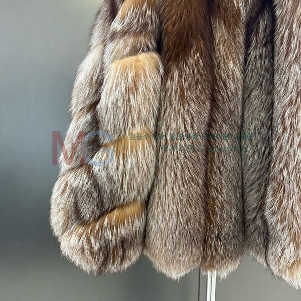   þ   FEND223424-5