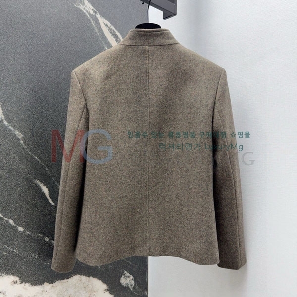 ���� �η�**�� ���� LP24660-4