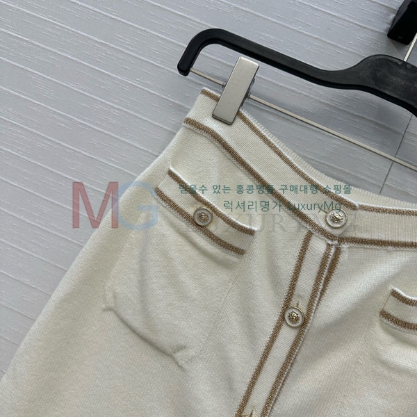 ���� ��* ��ĿƮ CHA33407-1