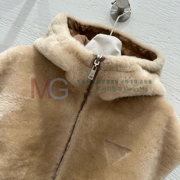   þ    PRA232402-11