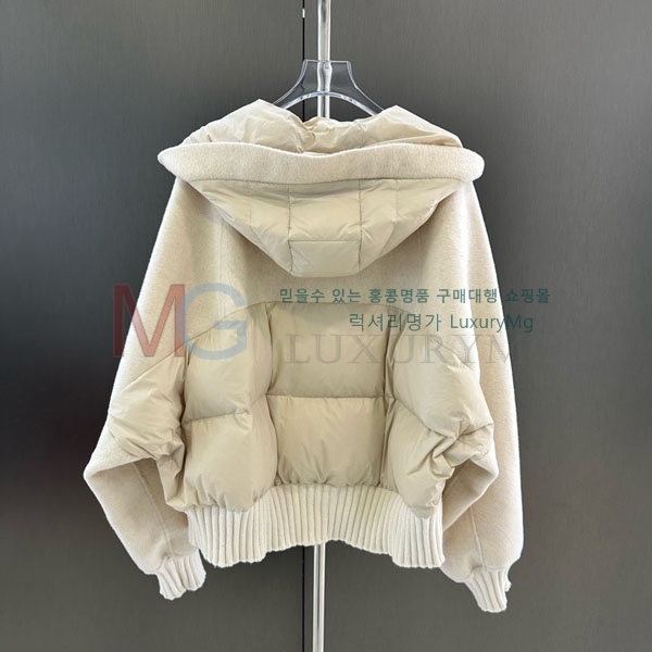  η** е   ĵ LP23345054-22