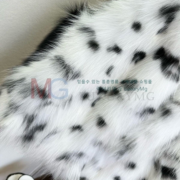   þ    DO8282306-7