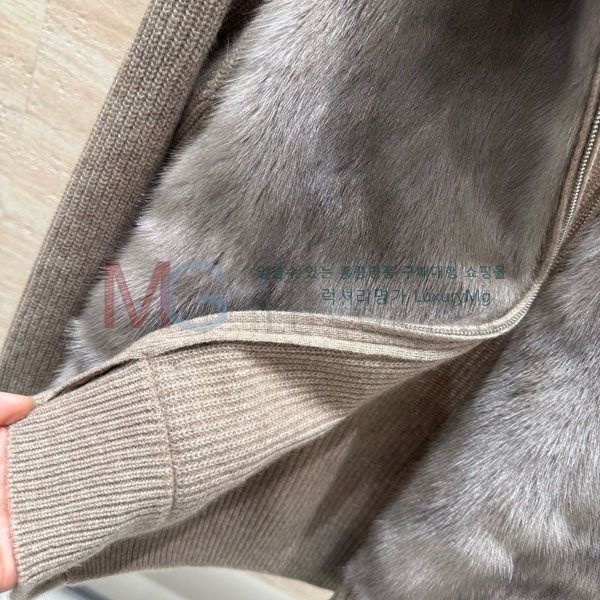  η** þ   LP23345054-11