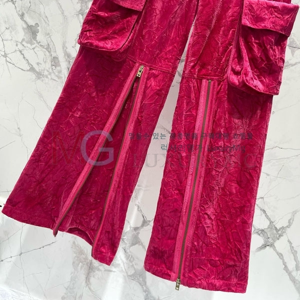  ũ Ʃ  AU232340238-2