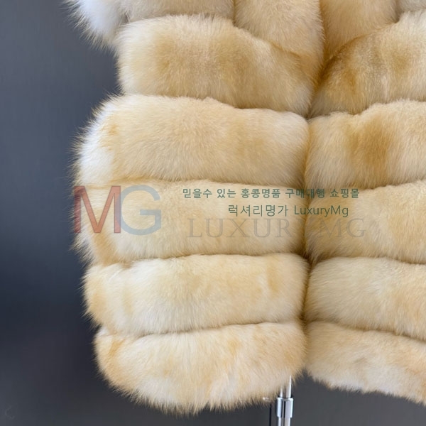   þ    DO8282306-10