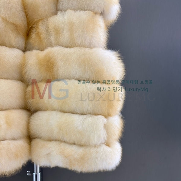   þ    DO8282306-10