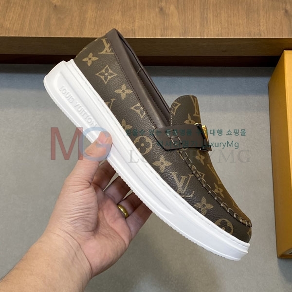  ̺ ĳ־  1LV303668-1