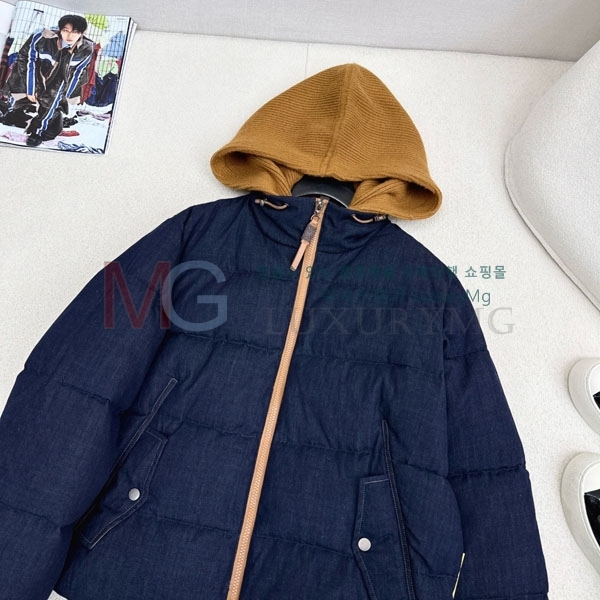 ���� ���ڷ� ��ġ�ڸ� �ٿ� �е� BC4340349-1