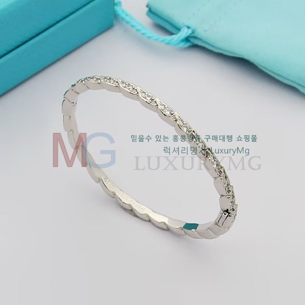 Ƽ�Ĵ� ���� �������� TF524504-1