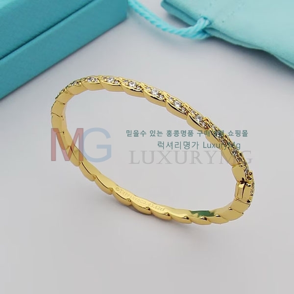 Ƽ�Ĵ� ���� �������� TF524504-1