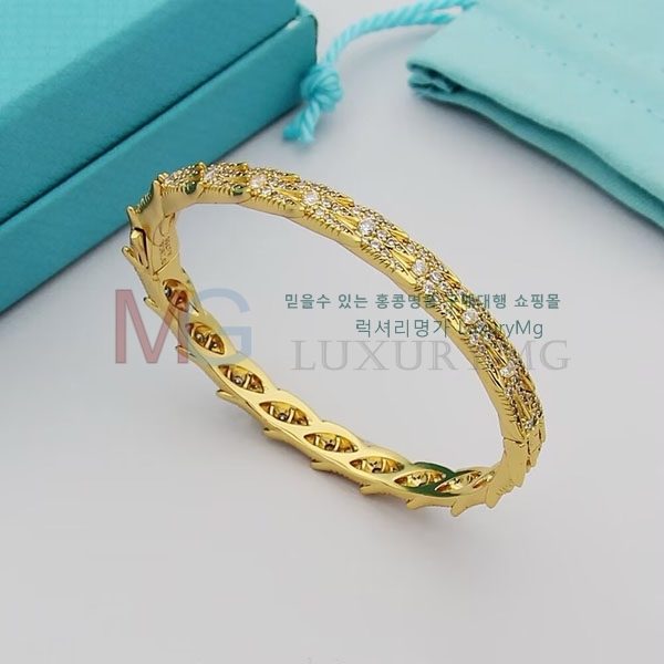 Ƽ�Ĵ� ���� �������� TF524504-2