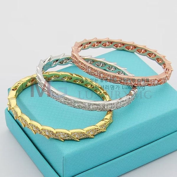 Ƽ�Ĵ� ���� �������� TF524504-3