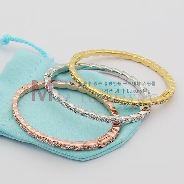 Ƽ�Ĵ� ���� �������� TF524504-4