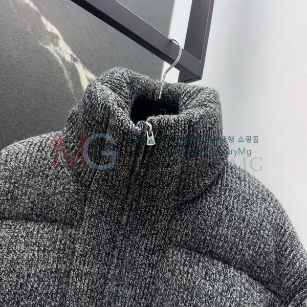 ���� ���ڷ� ��ġ�ڸ� �ٿ� �е� BC56568-9