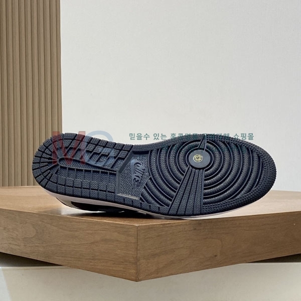 ���� ����*�� ����Ŀ�� 8LV60055