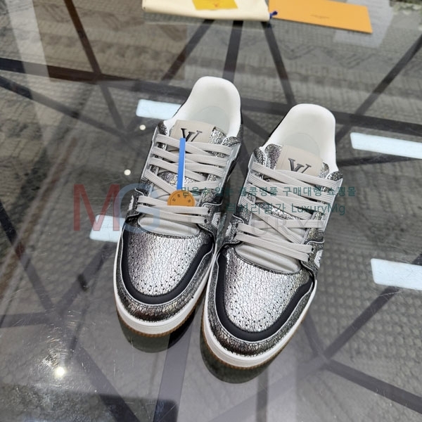 ���� ����*�� ����Ŀ�� 8LV600153-4