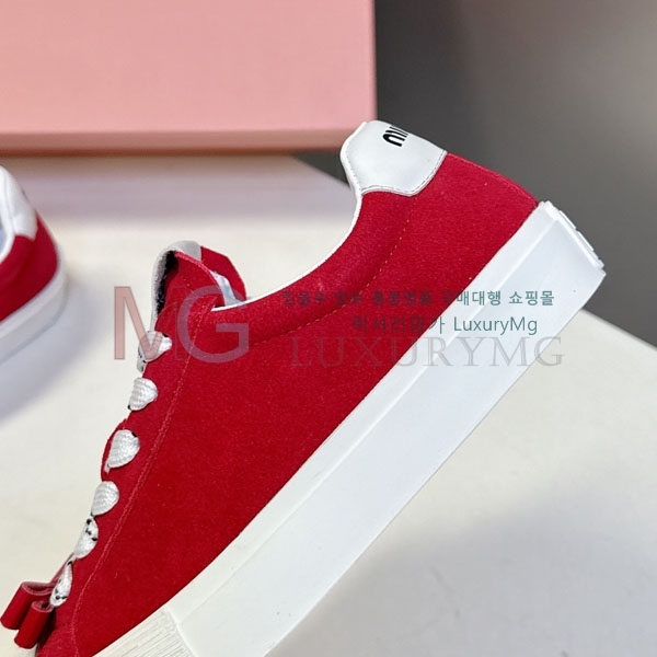 ���� �̿�̿� ����Ŀ�� MI3308801-1