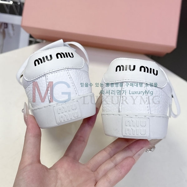 ���� �̿�̿� ����Ŀ�� MI3308802-5